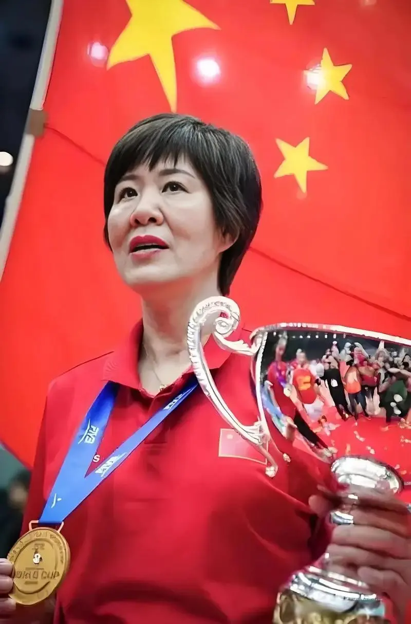 梦洁之所以, 两天, 秀的球员 梦洁之所以, 两天, 秀的球员