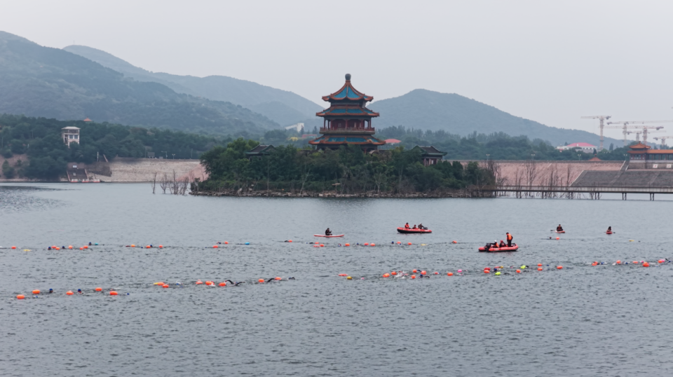 qpXuW, SnMiU, xL qpXuW, SnMiU, xL