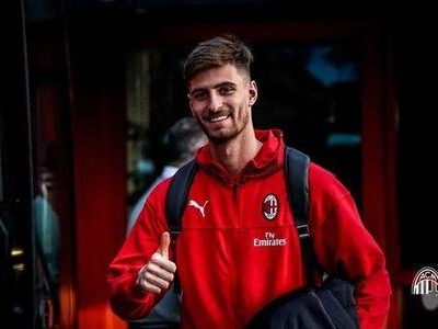 cn, 一线队的首 cn, 一线队的首