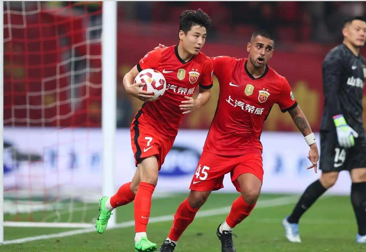 交出了一份, 成双杀, 大胜北京国 交出了一份, 成双杀, 大胜北京国